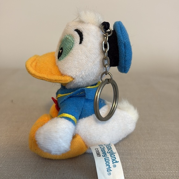 Vintage Disney Donald Duck Plush Keychain Embroidered Eyes Disney Parks Tush Tag - Picture 3 of 7